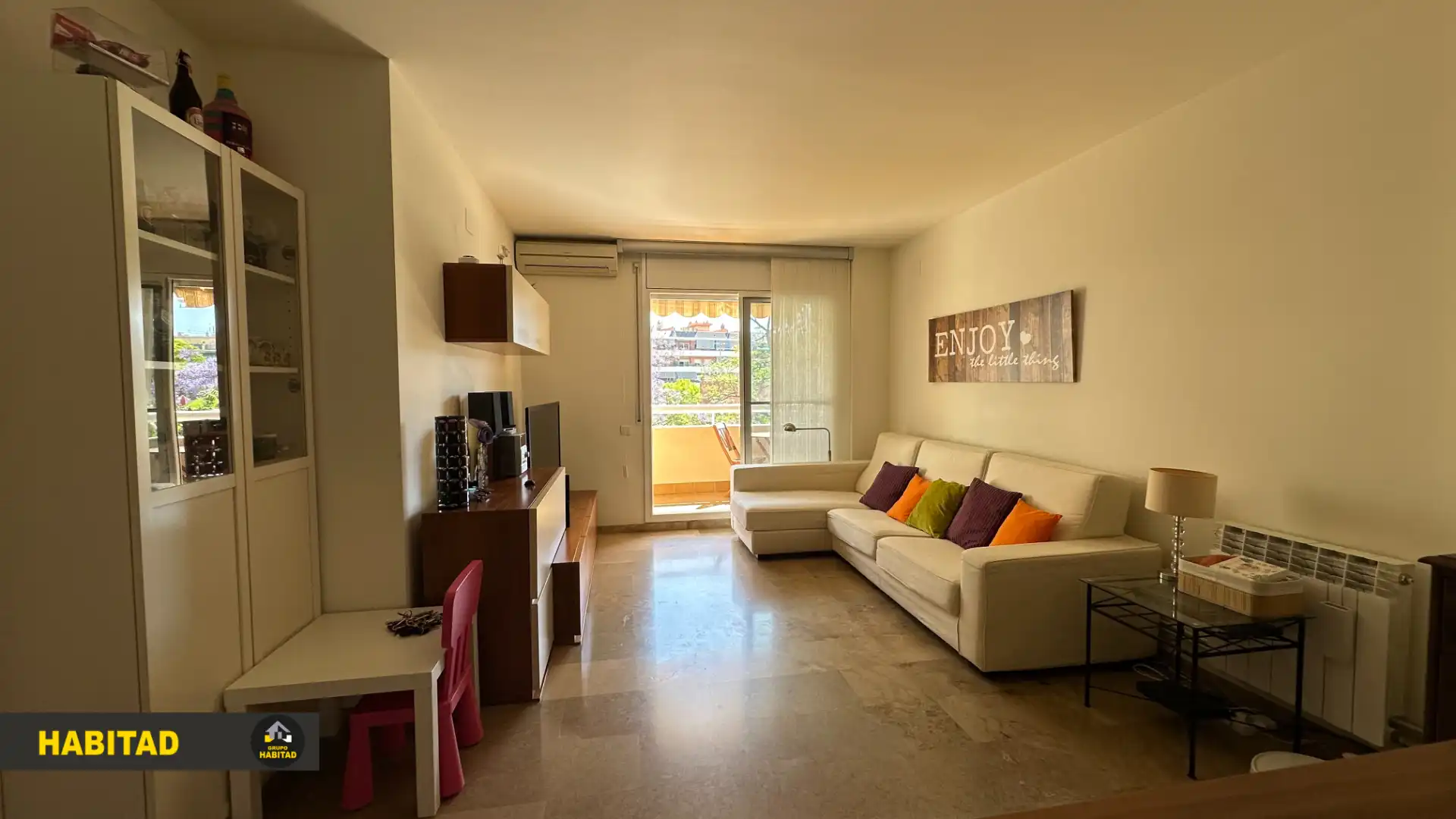 Flat with terrace for sale in Marianao, imagen 4
