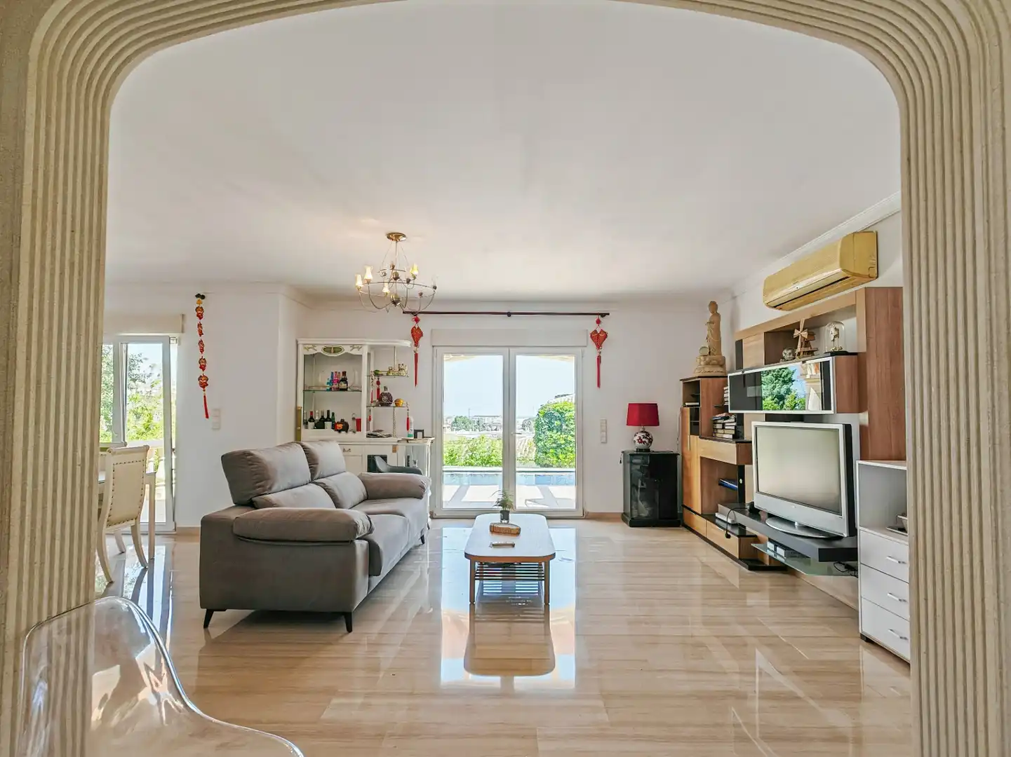 Villa con giardino in vendita a Carrer de l'Alzina, imagen 5