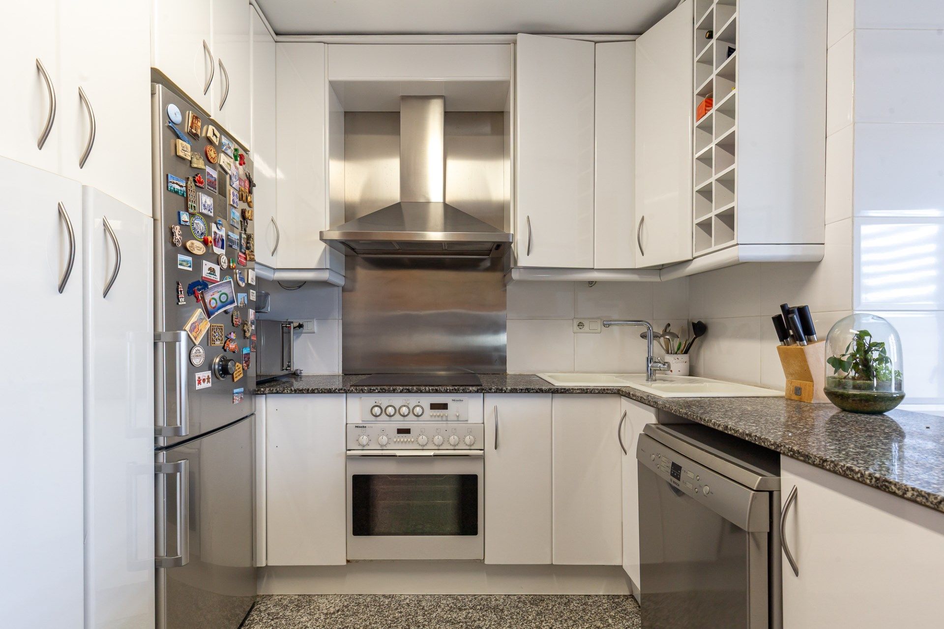 Cuina de Àtic de lloguer en Sant Feliu de Llobregat amb Aire condicionat, Calefacció i Terrassa