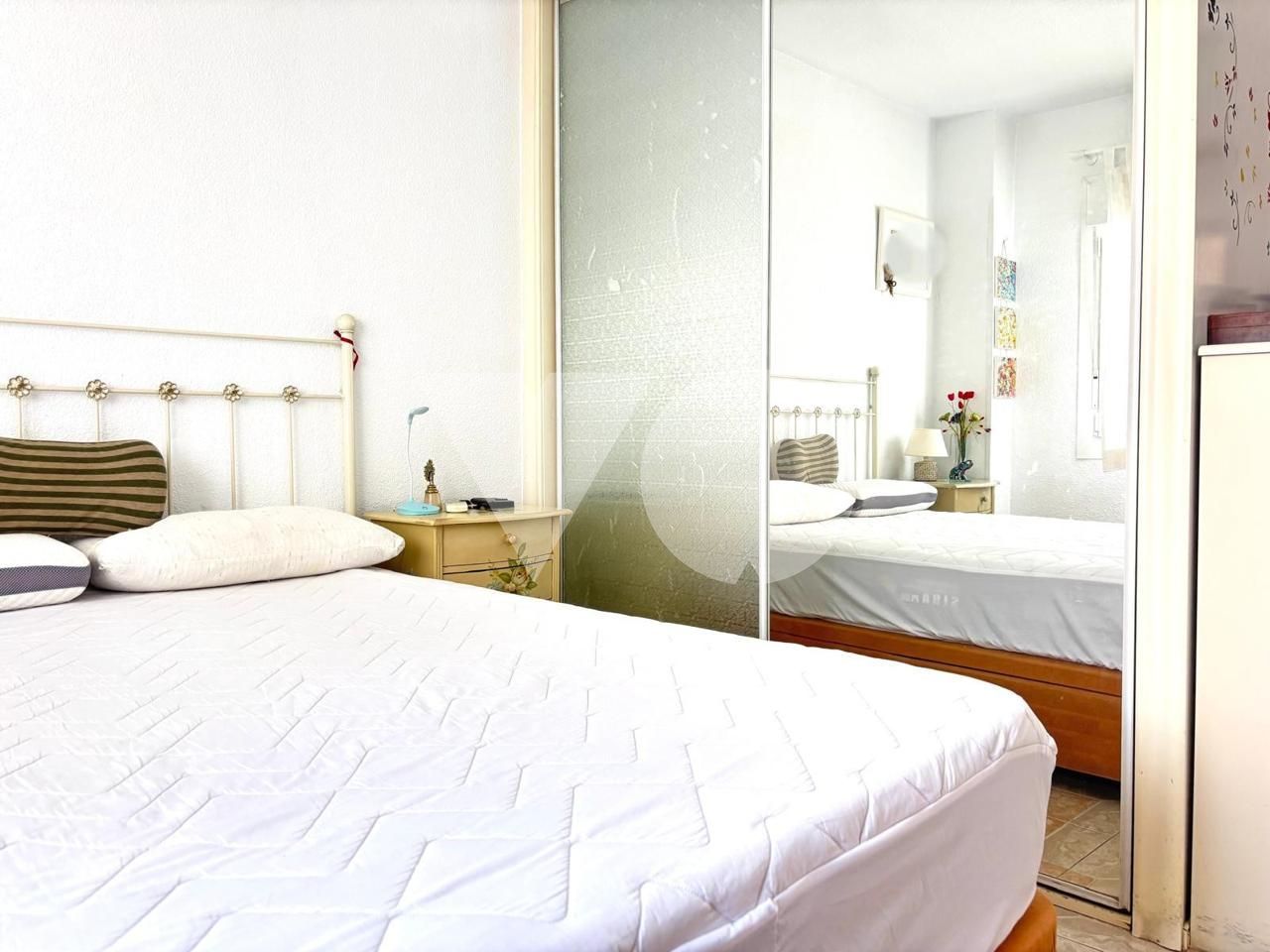 Dormitori de Pis en venda en  Madrid Capital amb Aire condicionat, Calefacció i Terrassa