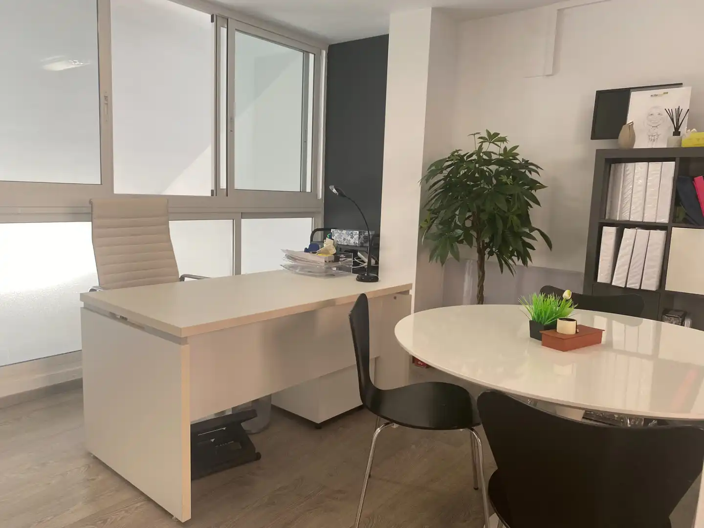 Commercial properties for rent in Alicante / Alacant  with Air Conditioner, Heating and Parquet flooring