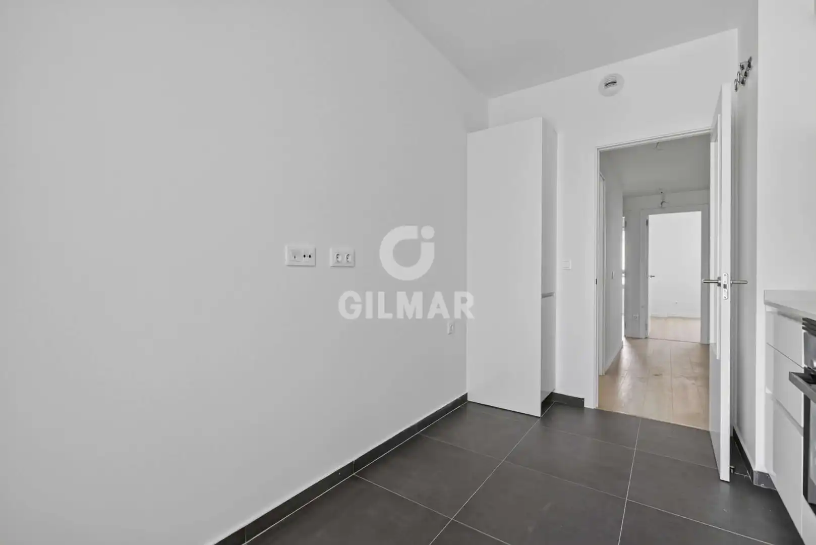 Habitación de Piso en venta en Dos Hermanas con Calefacción, Jardín privado y Trastero