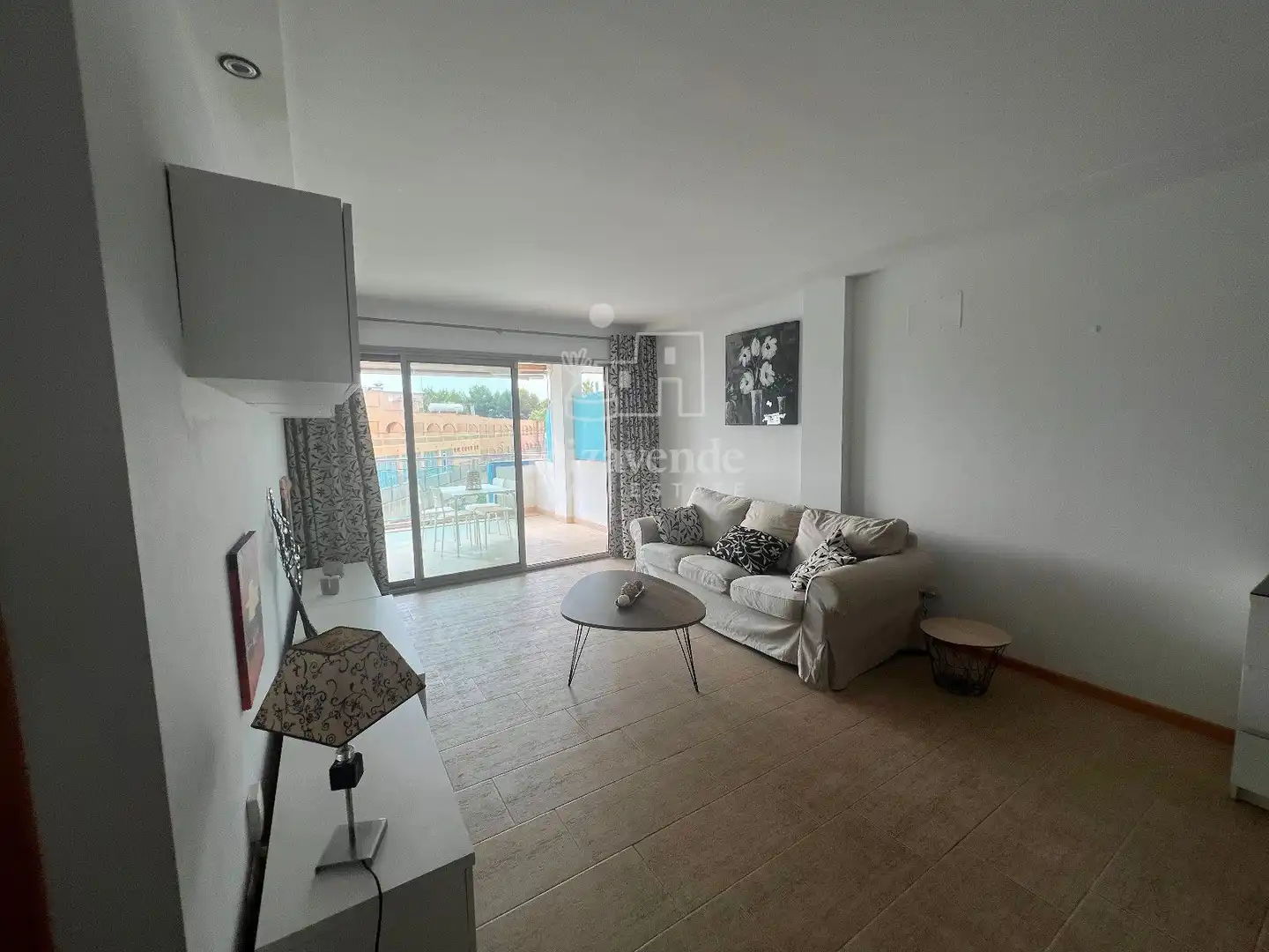 Wohnung zur Miete in Carrer Marià Villangomez, Santa Eulària
