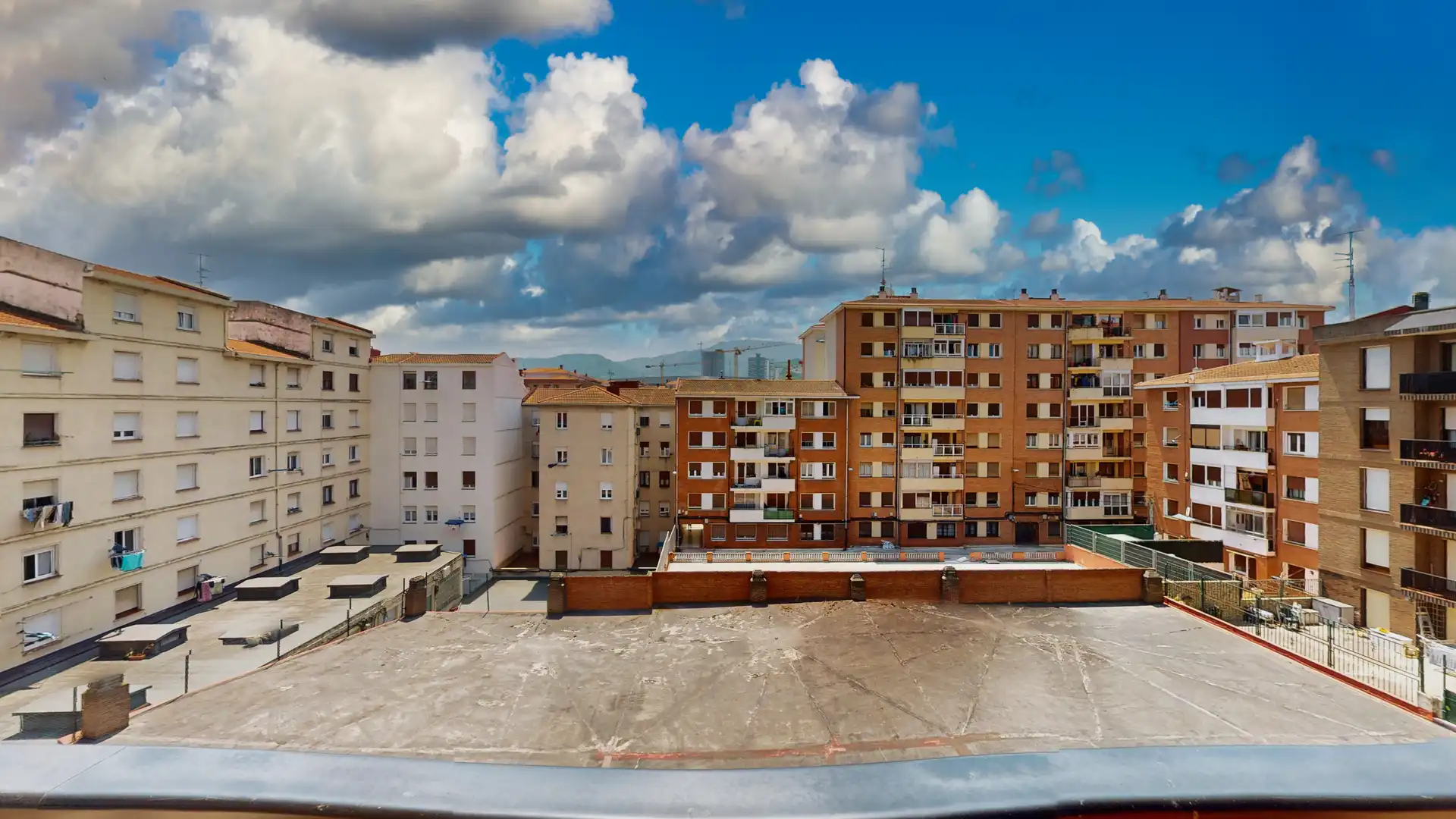 Terraza de Piso en venta en Bilbao  con Balcón