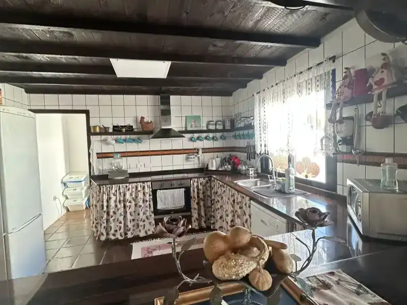 Cocina de Casa o chalet en venta en Tías con Jardín privado, Parquet y Trastero