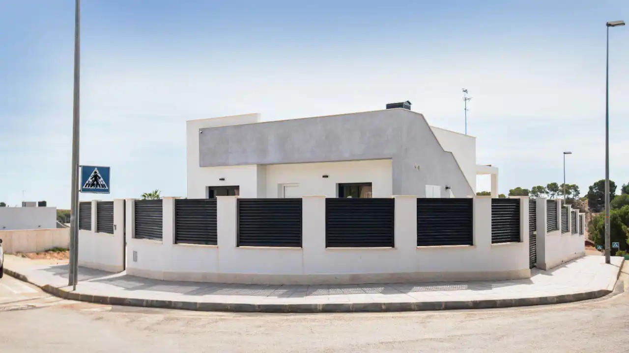Vista exterior de Casa o chalet en venta en Pilar de la Horadada con Calefacción, Terraza y Piscina
