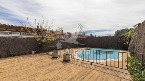 Foto 4 de Casa adosada en venta en Pioz, Guadalajara