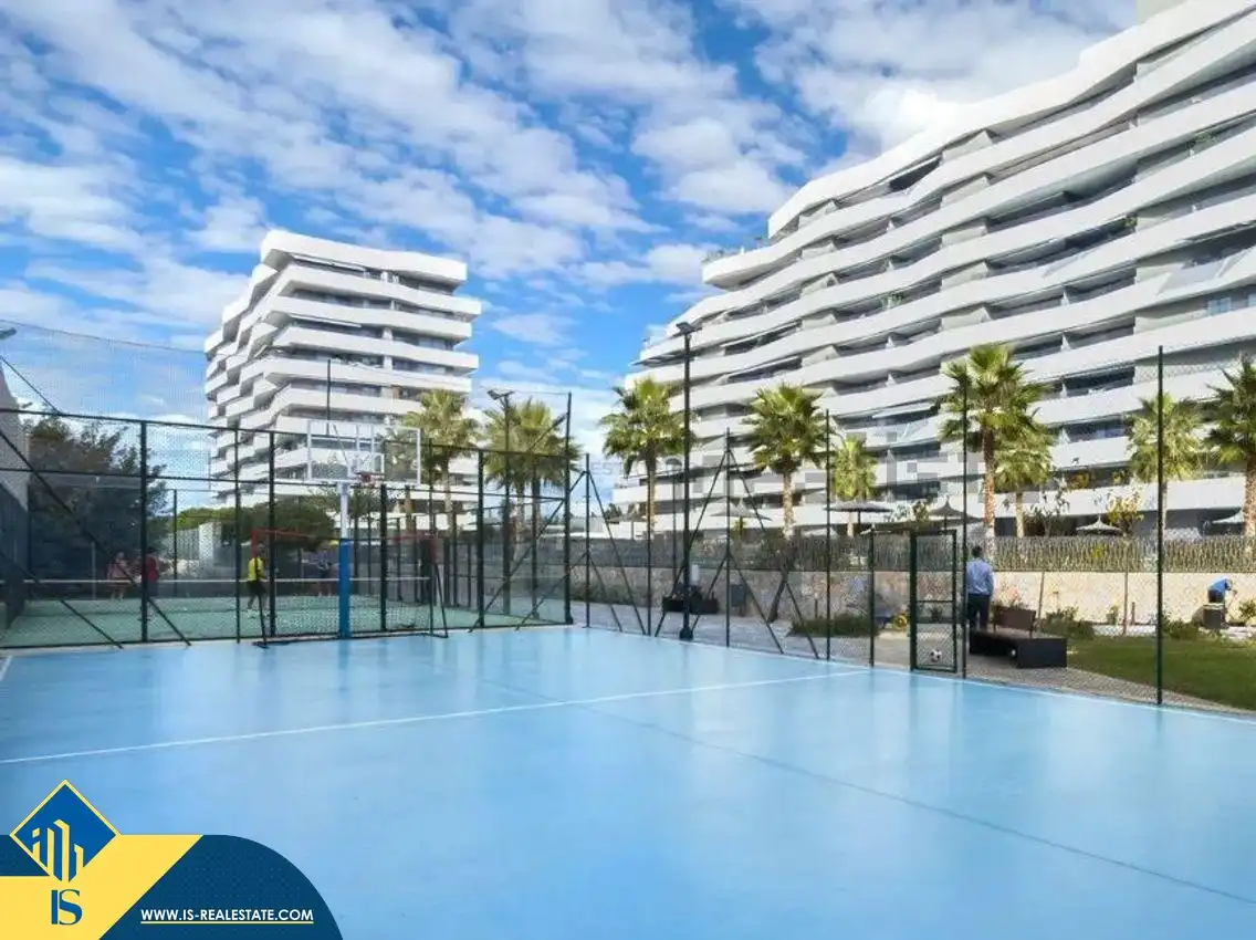 Vista exterior de Piso en venta en Alicante / Alacant con Terraza, Amueblado y Piscina comunitaria