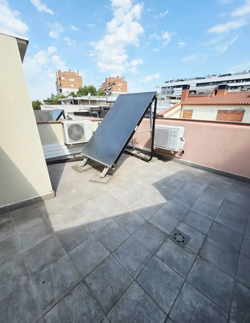 Terraza de Casa adosada en venta en Terrassa con Aire acondicionado, Calefacción y Parquet