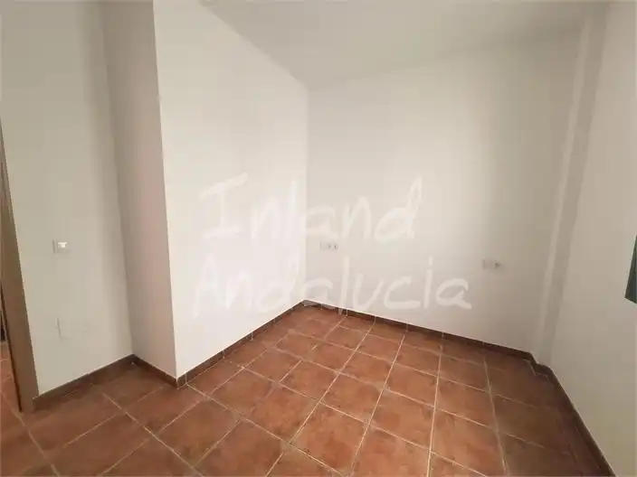 Apartamento en venta en Alcaucín con Terraza y Piscina comunitaria