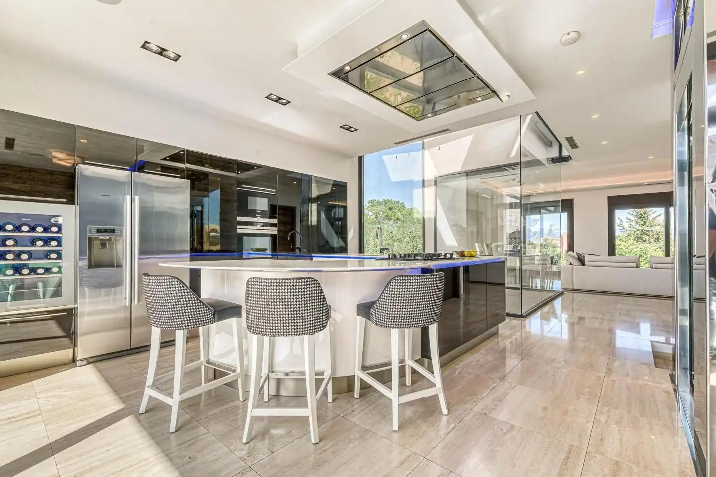Kitchen of Houses for sale in Figueres  with Private garden, Terrace and Swimming Pool