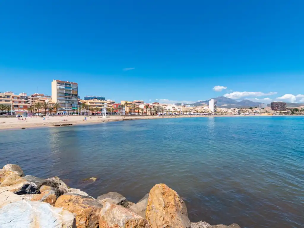 Exterior view of Ground floor for sale in El Campello  with Air Conditioner, Terrace and Swimming Pool