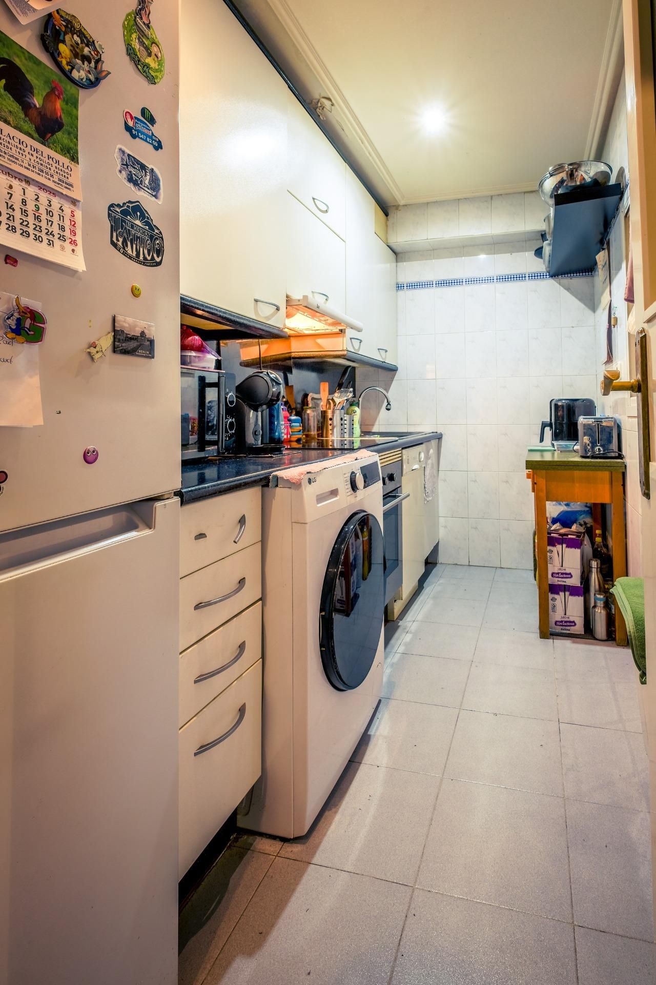 Cocina de Piso en venta en  Madrid Capital con Calefacción y Trastero