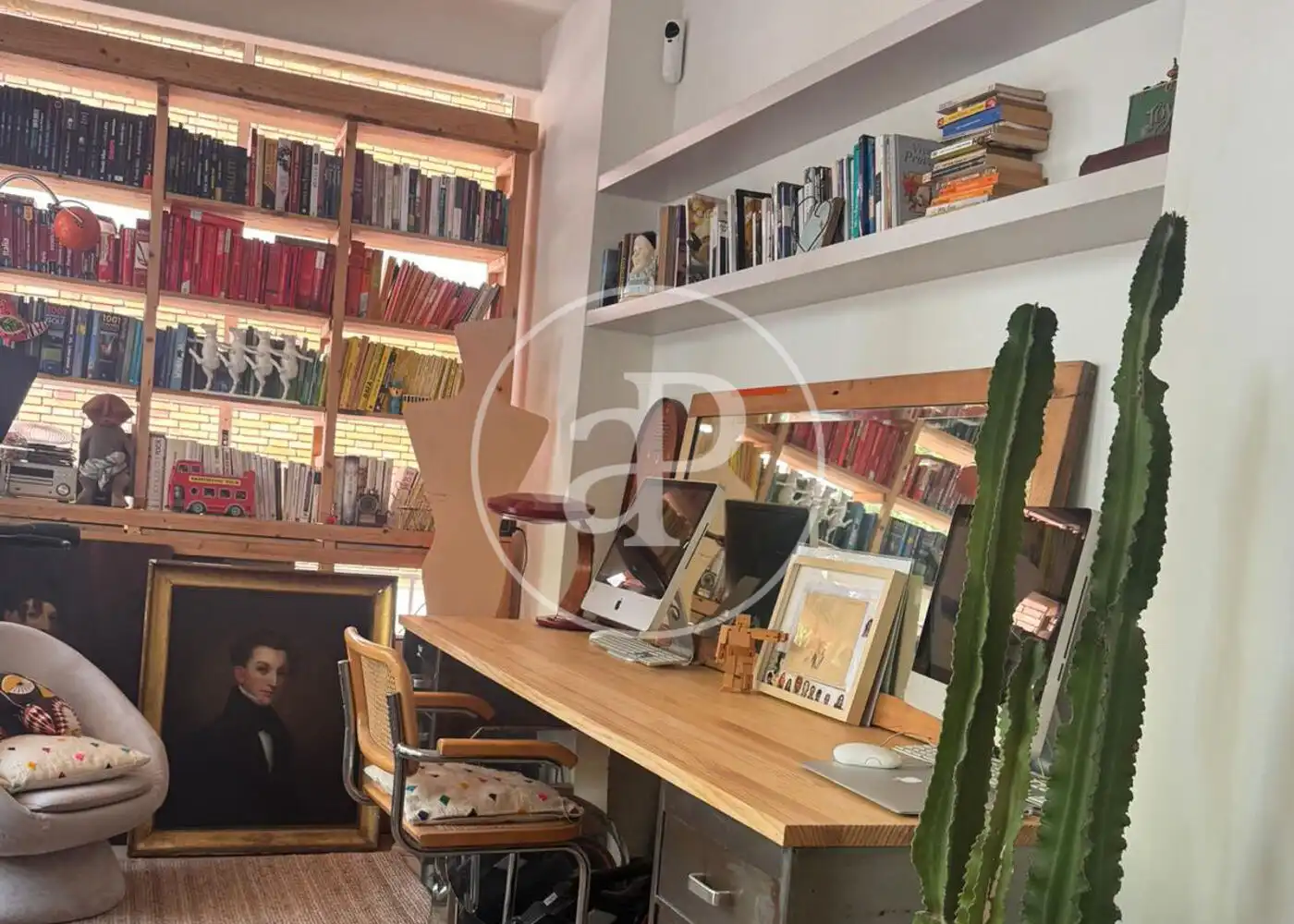 Flat for sale in Barcelona  with Air Conditioner, Heating and Private garden