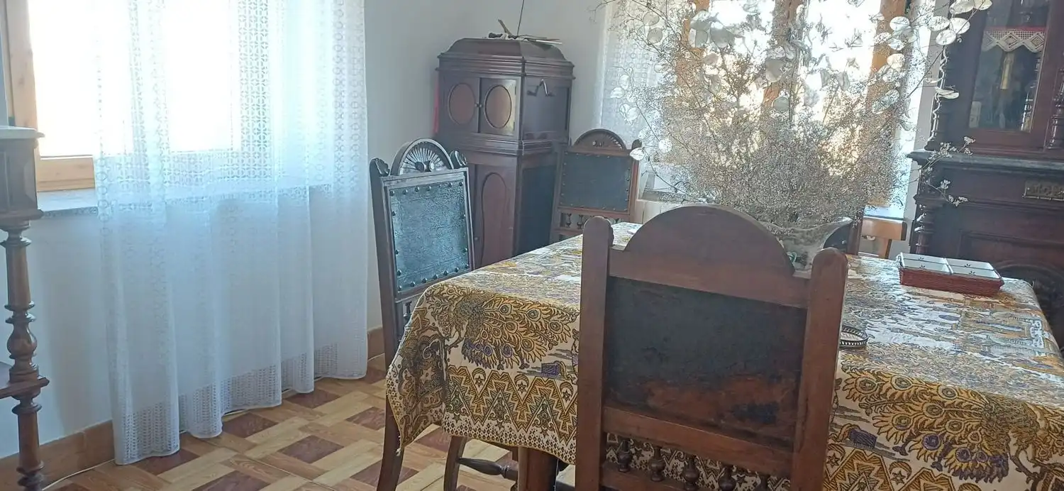 Menjador de Casa o xalet en venda en Valderrey amb Calefacció, Terrassa i Traster