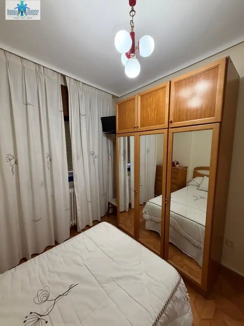 Flat for rent in Feria