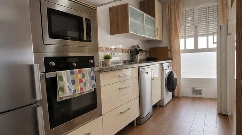 Foto 3 de Piso en venta en Calle Mesonero Romanos, La Plata, Sevilla Capital