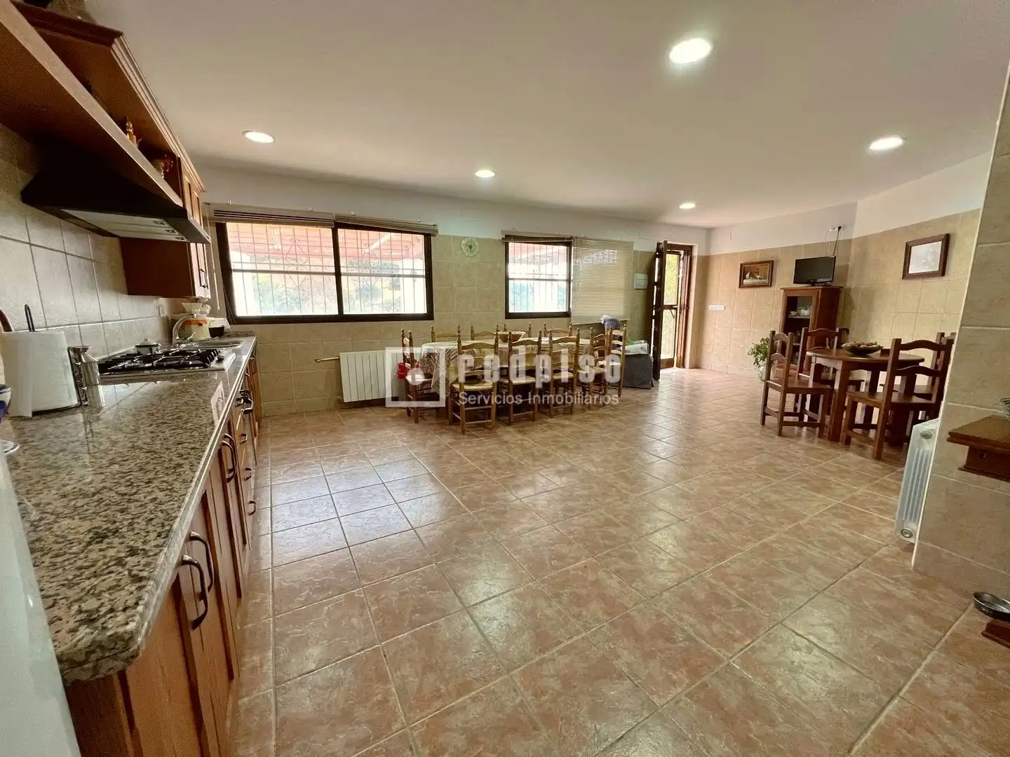 Küche von Haus oder Chalet zum Verkauf in Casabermeja mit Privatgarten, Terrasse und Abstellraum