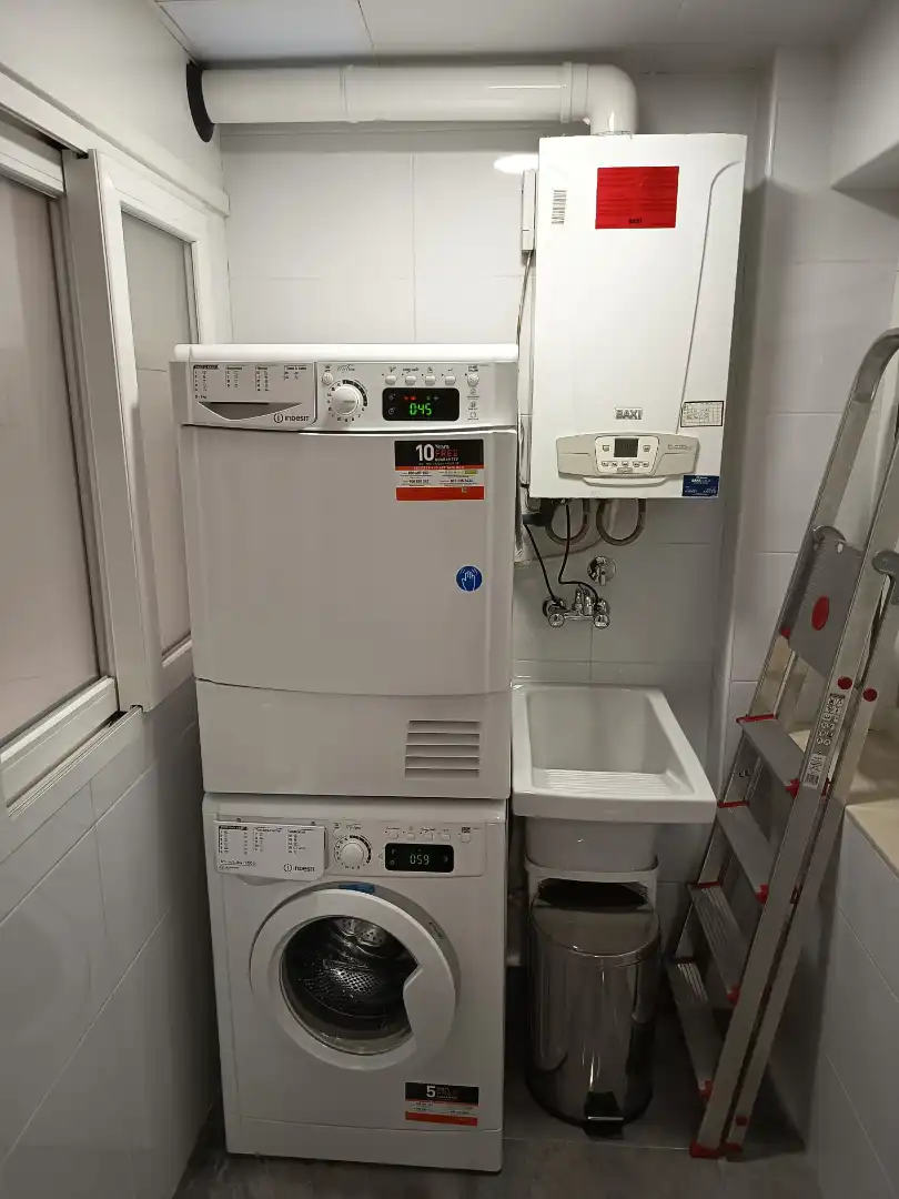 Bathroom of Flat for rent in Murcia  with Air Conditioner, Heating and Furnished