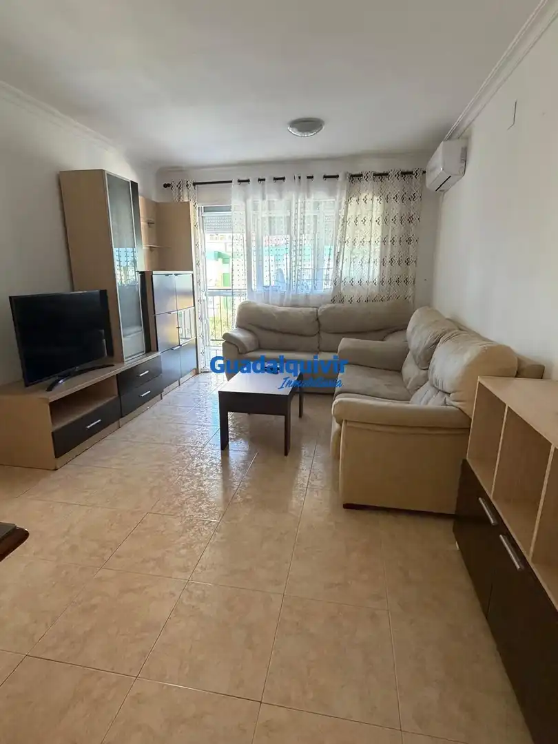 Wohnzimmer von Wohnung zum Verkauf in Montequinto mit Klimaanlage und Terrasse