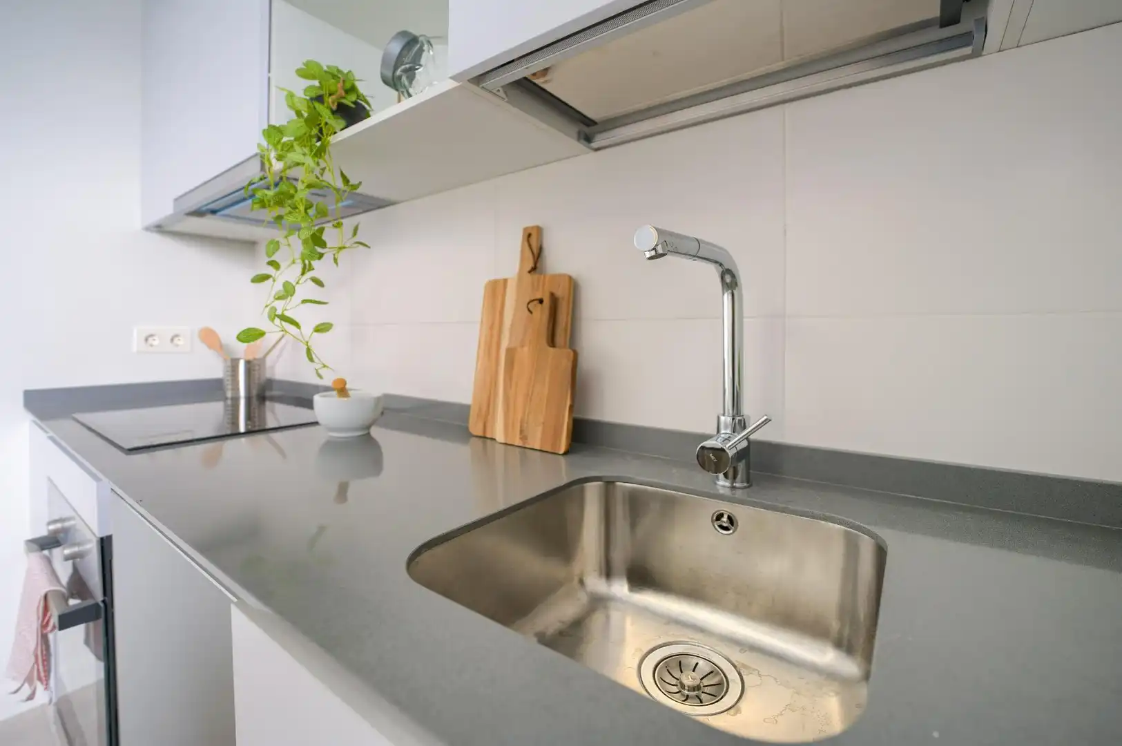 Kitchen of Flat for sale in Sevilla  with Air Conditioner and Terrace
