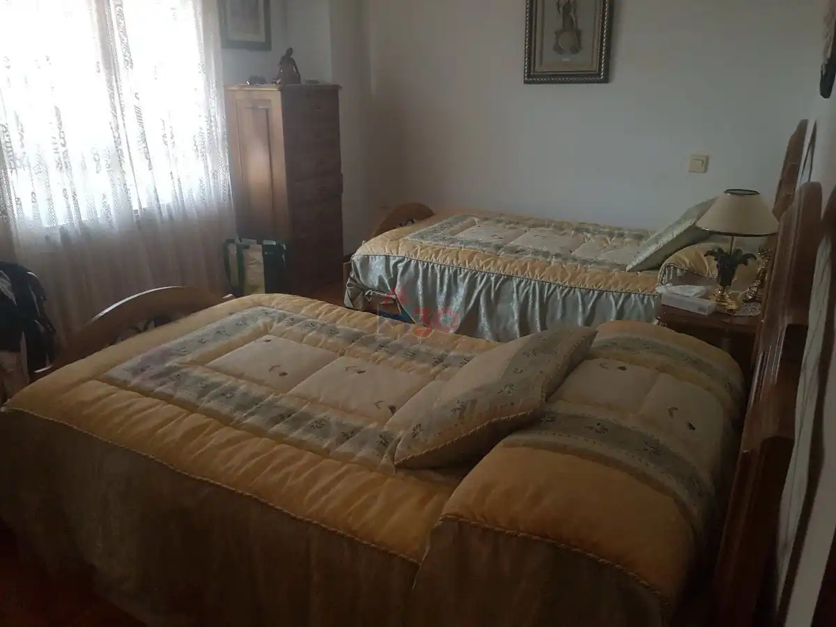 Dormitori de Casa o xalet en venda en Pancorbo amb Calefacció, Terrassa i Traster