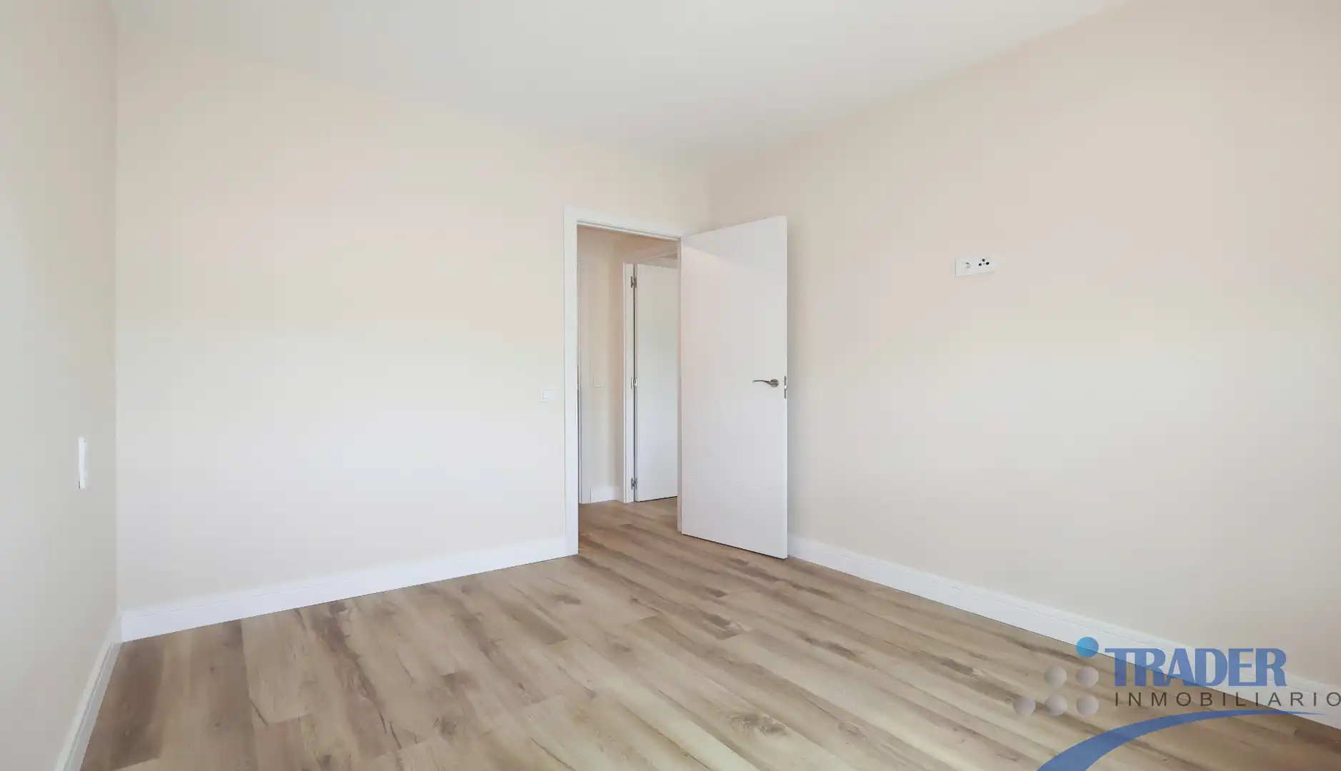 Habitación de Piso en venta en Alcorcón con Calefacción, Jardín privado y Terraza