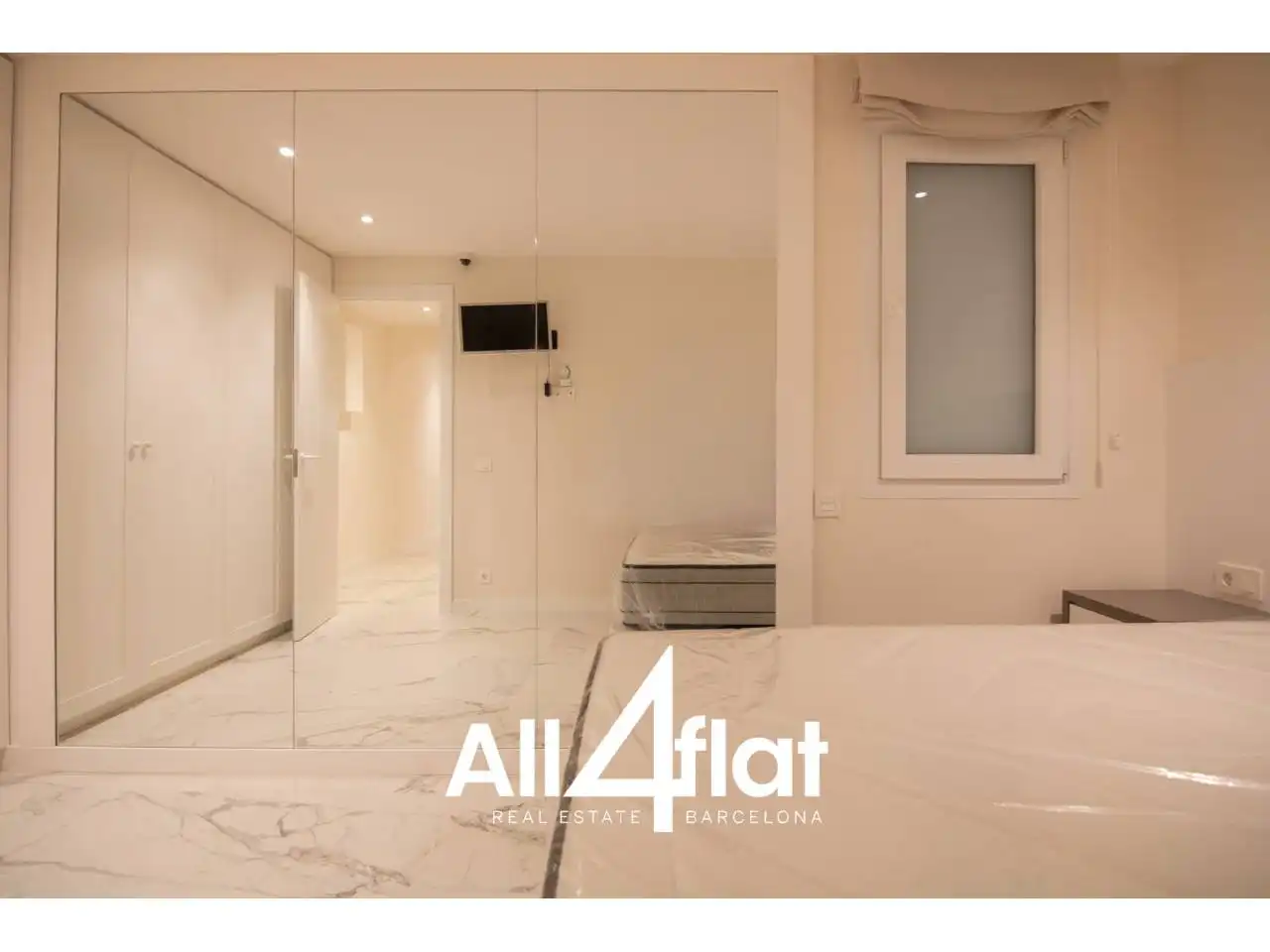 Flat with lift for sale in Calle Villarroel, imagen 30