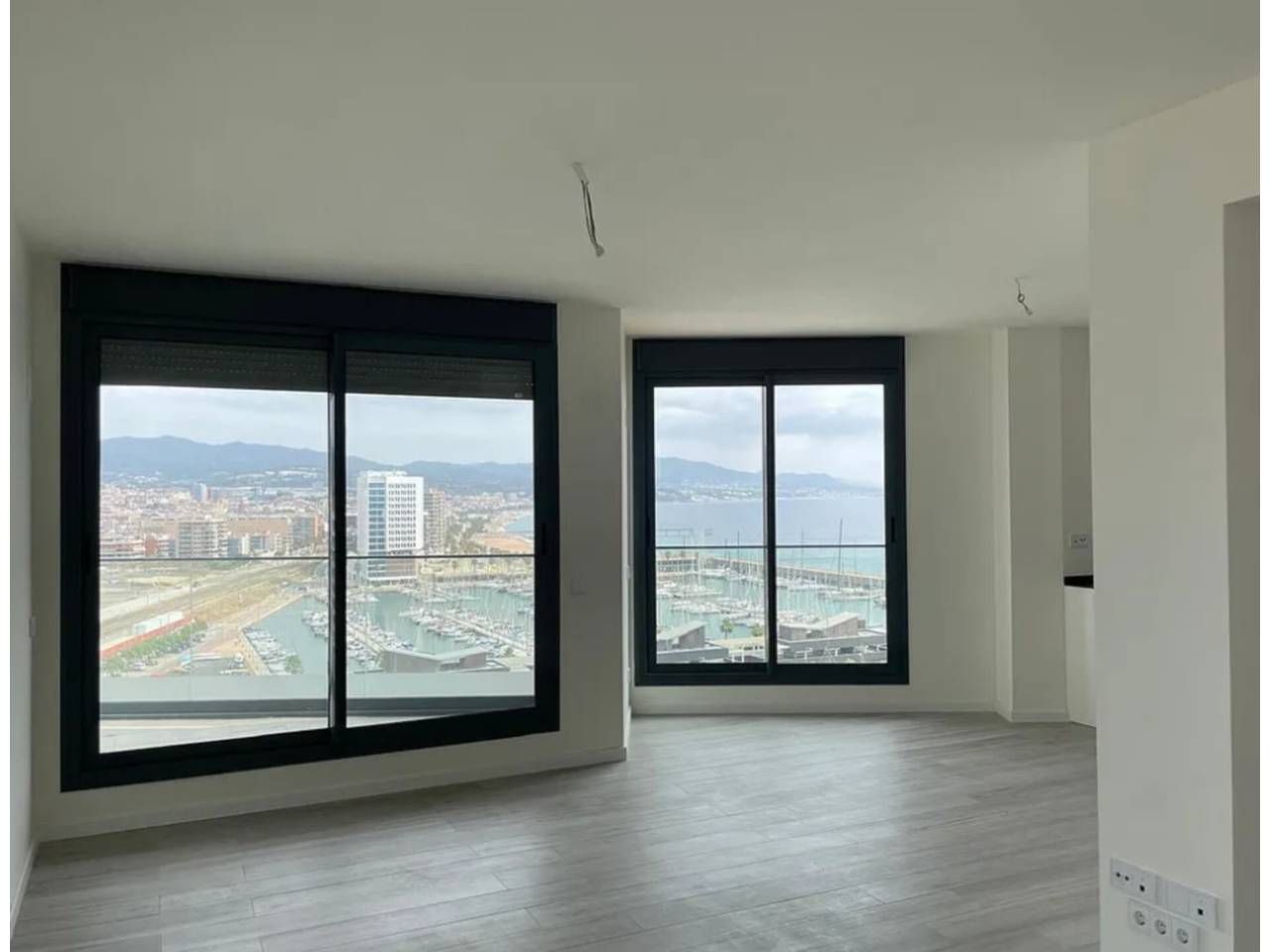 Attic for rent in Paseo Mare Nostrum, Port