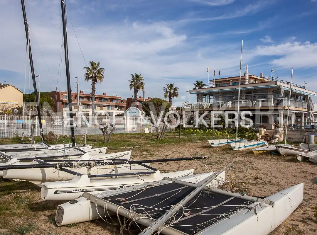 Flat for sale in Castelldefels  with Air Conditioner, Heating and Parquet flooring