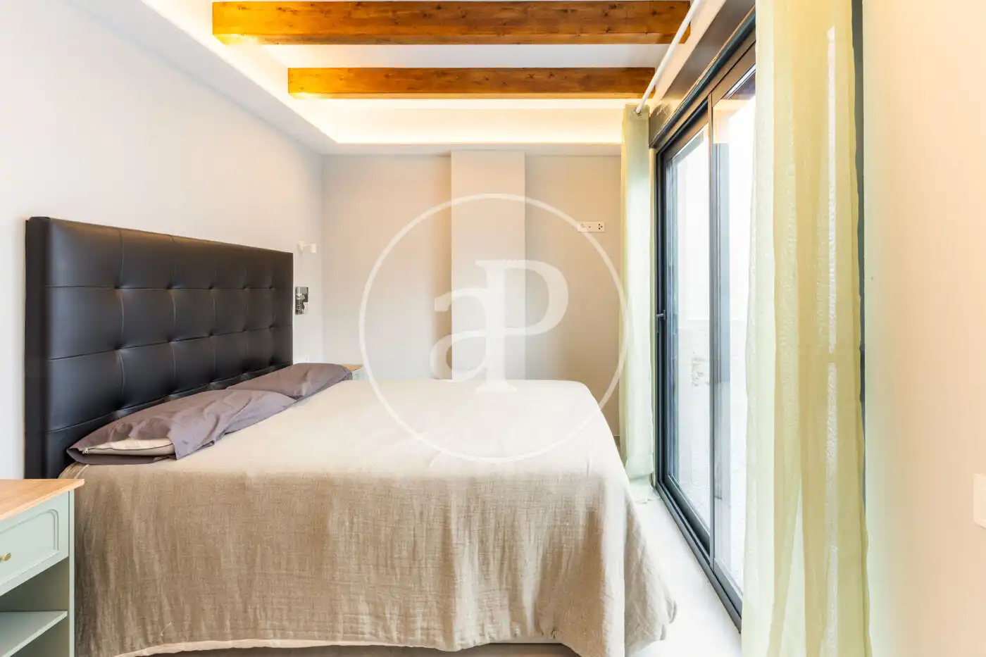 Schlafzimmer von Maisonette zum Verkauf in Valencia mit Klimaanlage, Heizung und Privatgarten