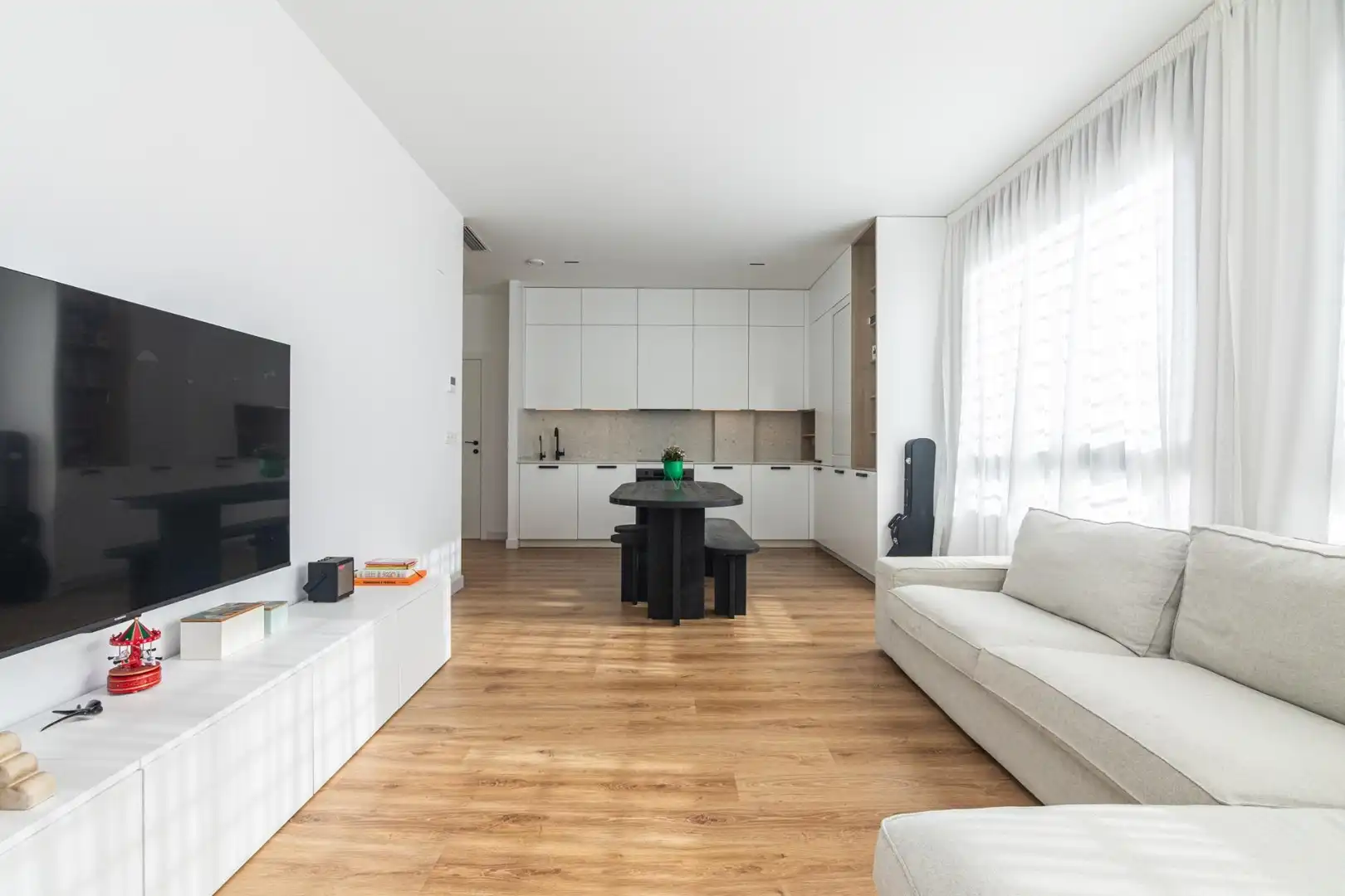 Living room of Ground floor for sale in Elche / Elx  with Air Conditioner, Heating and Private garden