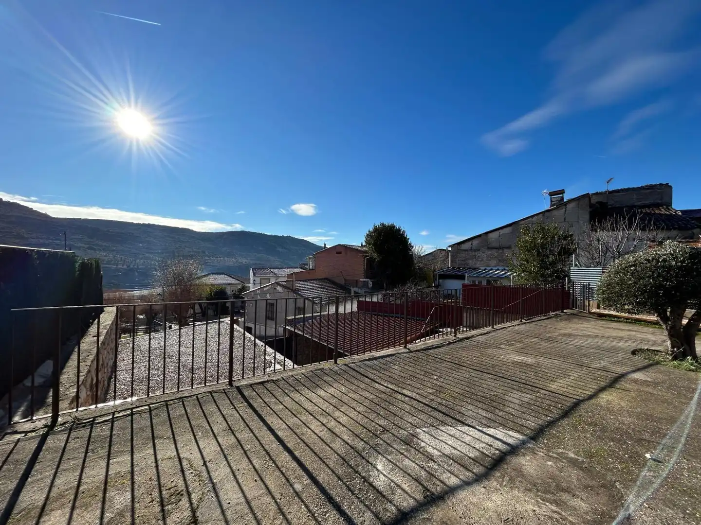 Exterior view of Houses for sale in Loranca de Tajuña