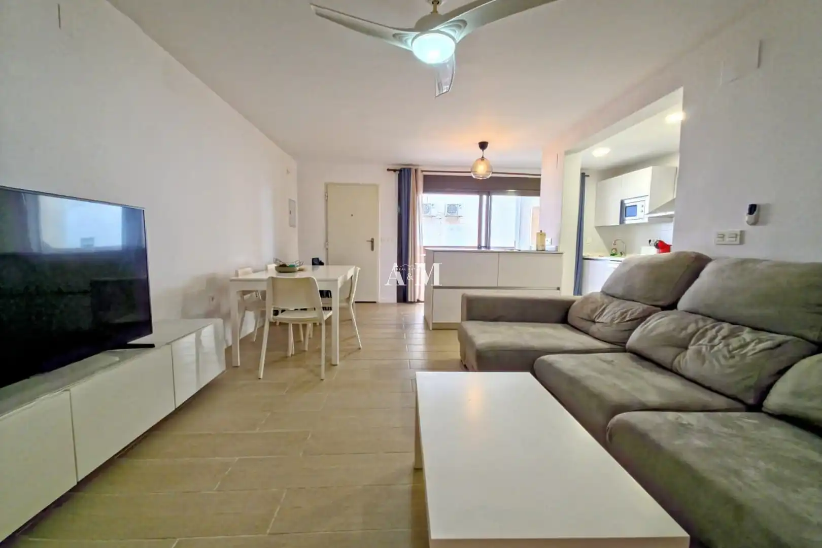 Sala d'estar de Casa o xalet de lloguer en Pilar de la Horadada amb Terrassa i Rentadora