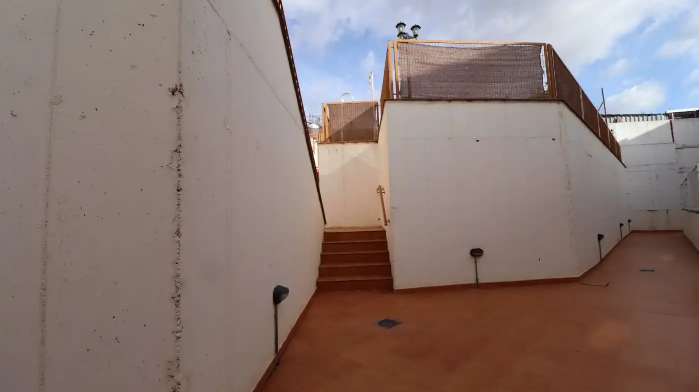 Terrassa de Dúplex en venda en Corpa amb Aire condicionat, Calefacció i Jardí privat