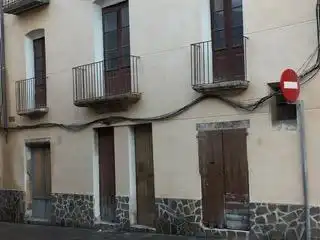 Houses for sale in Carrer SANTA MADRONA, 55, Móra d'Ebre