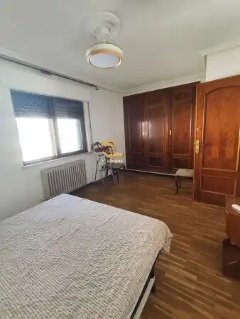 Flat with terrace to rent in SAAVEDRA Y FAJARDO, imagen 8