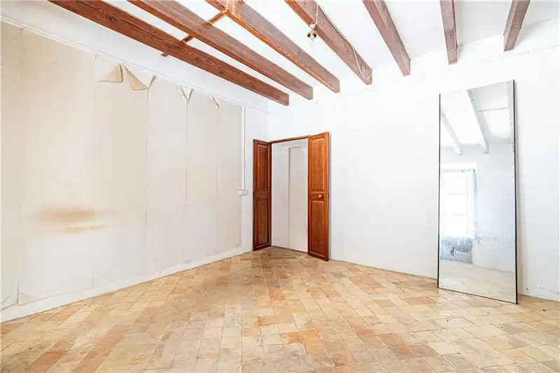 Haus oder Chalet zum Verkauf in Llucmajor mit Privatgarten, Terrasse und Möbliert
