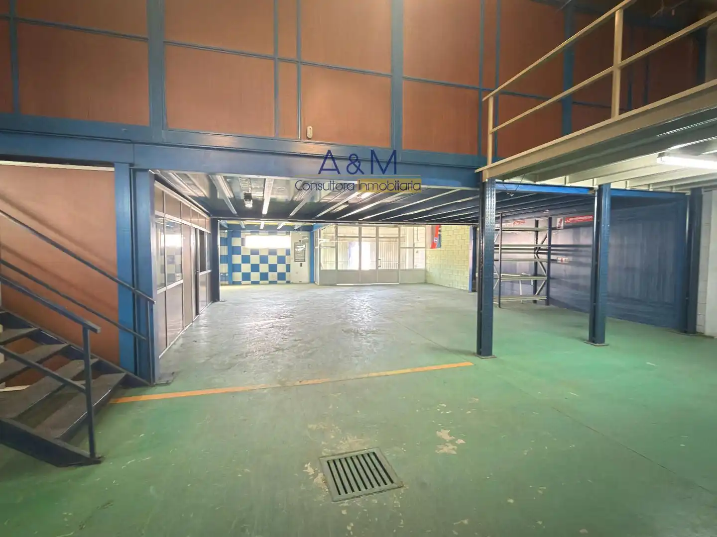 Nave industrielle avec ascenseur à louer à Galena, imagen 10