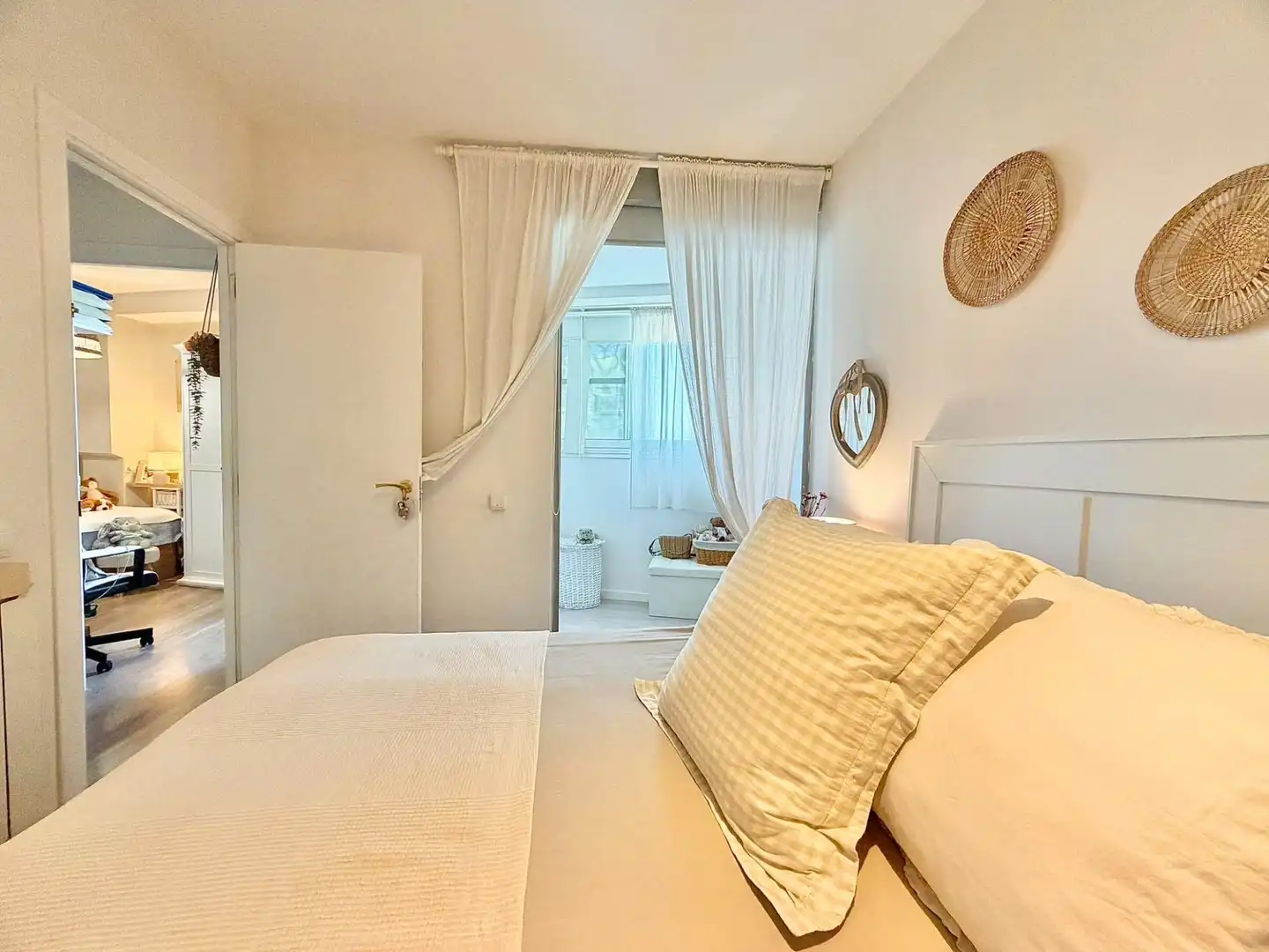 Bedroom of Flat for sale in Terrassa  with Heating, Parquet flooring and Terrace