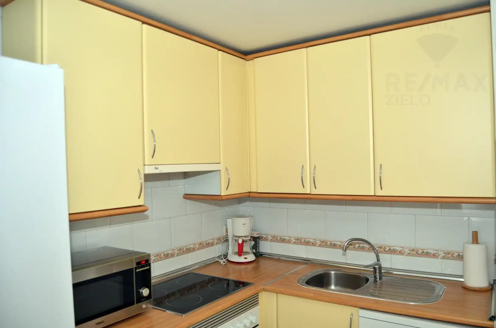 Cuina de Apartament de lloguer en Madrid amb Aire condicionat, Calefacció i Terrassa