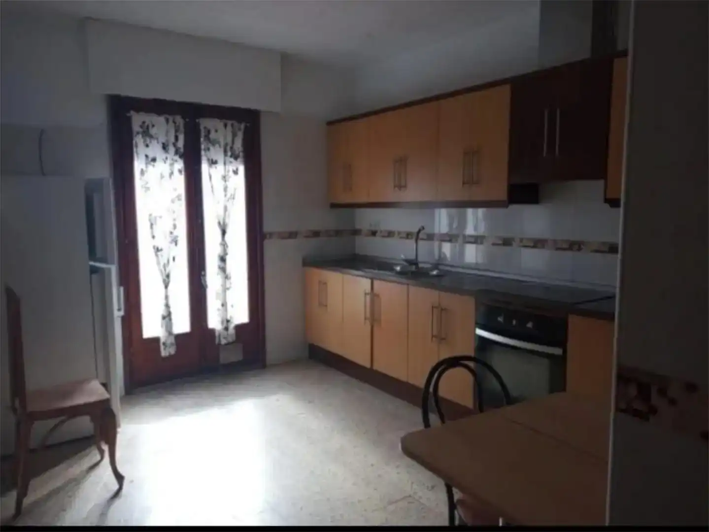 Cuina de Casa o xalet en venda en Albelda amb Jardí privat, Moblat i Forn