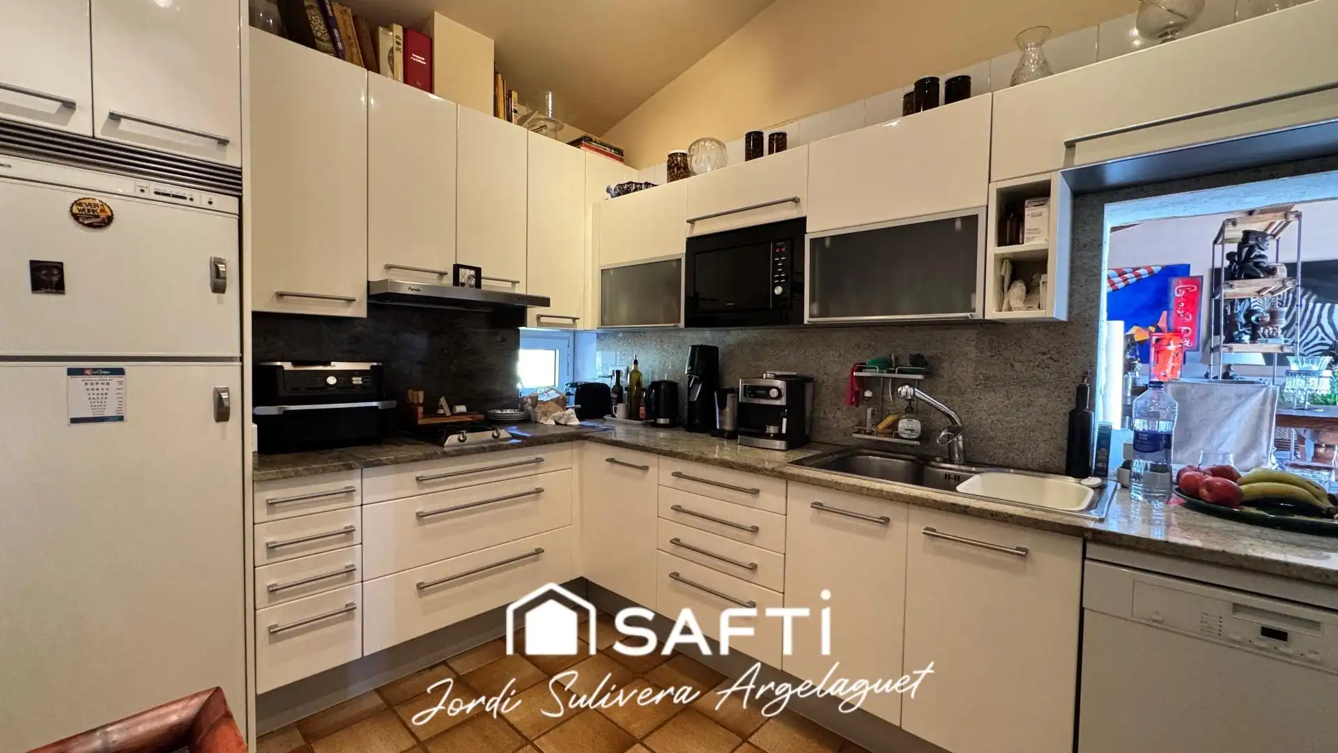 Kitchen of Detached homes for sale in Cantallops  with Heating, Terrace and Swimming Pool