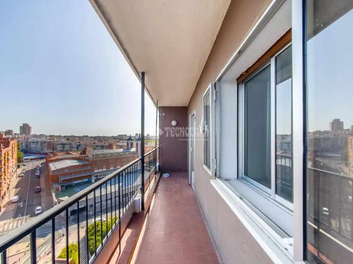 Flat with lift for sale in Ciudad Lineal, imagen 8
