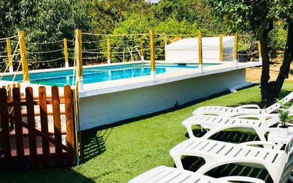 Swimming pool of Country house for sale in Estepona