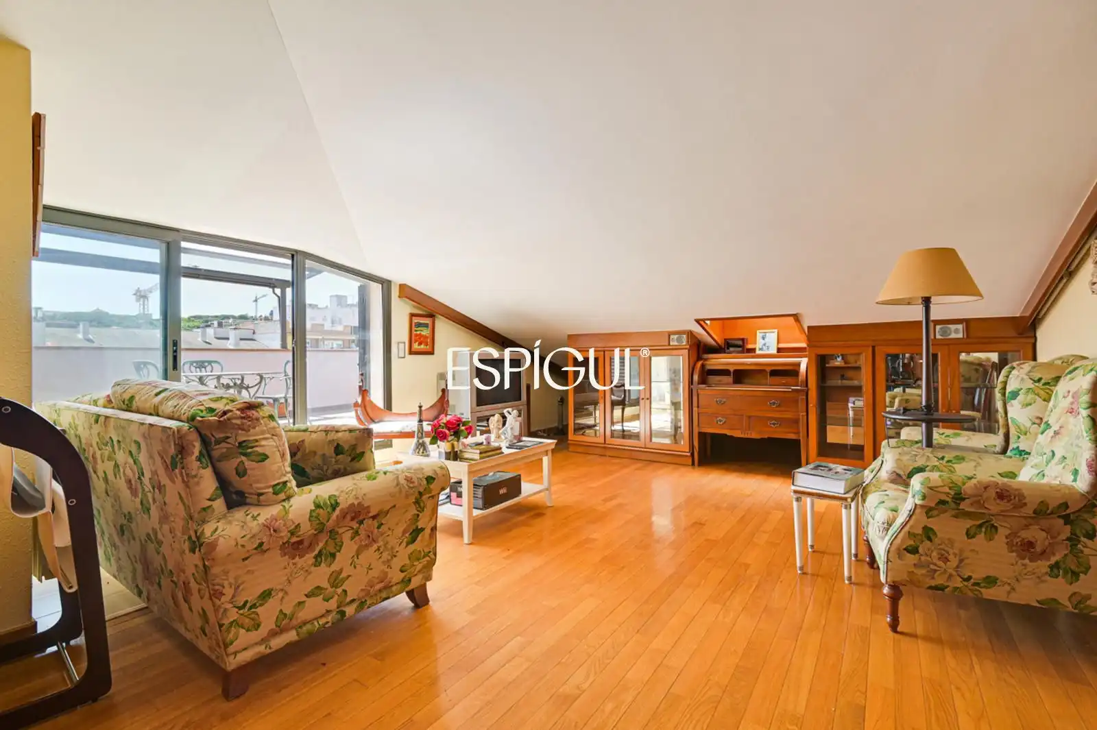 Sala de estar de Dúplex en venta en Arenys de Mar con Aire acondicionado, Calefacción y Terraza