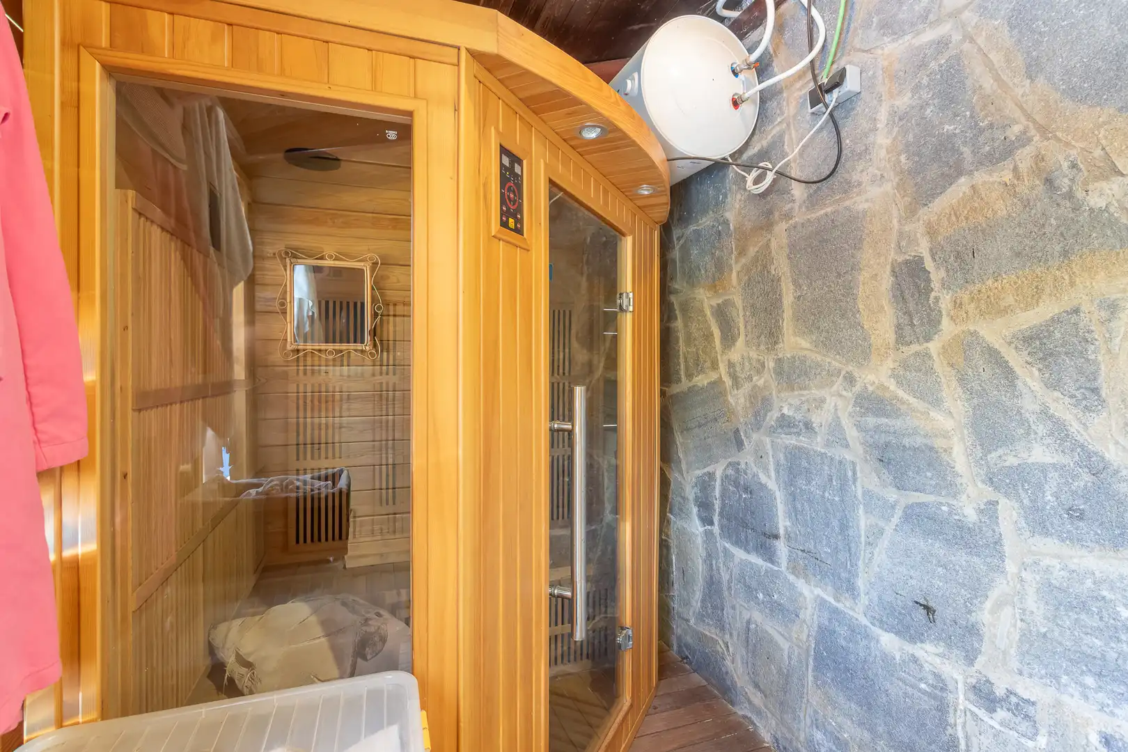 Baño de Casa o chalet en venta en Gavà con Calefacción, Piscina y Horno