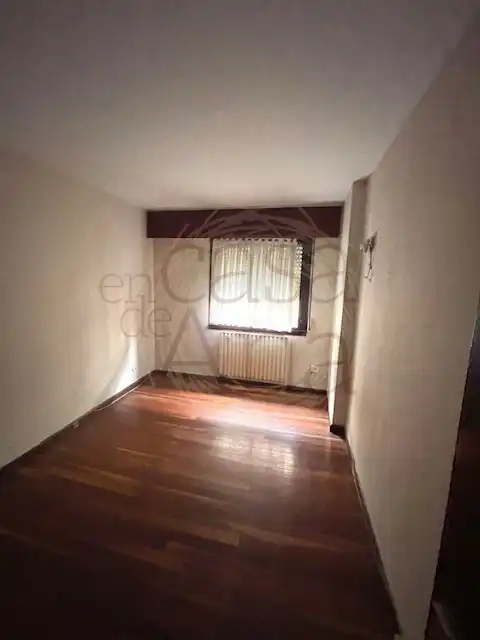 Bedroom of Flat for sale in Deusto