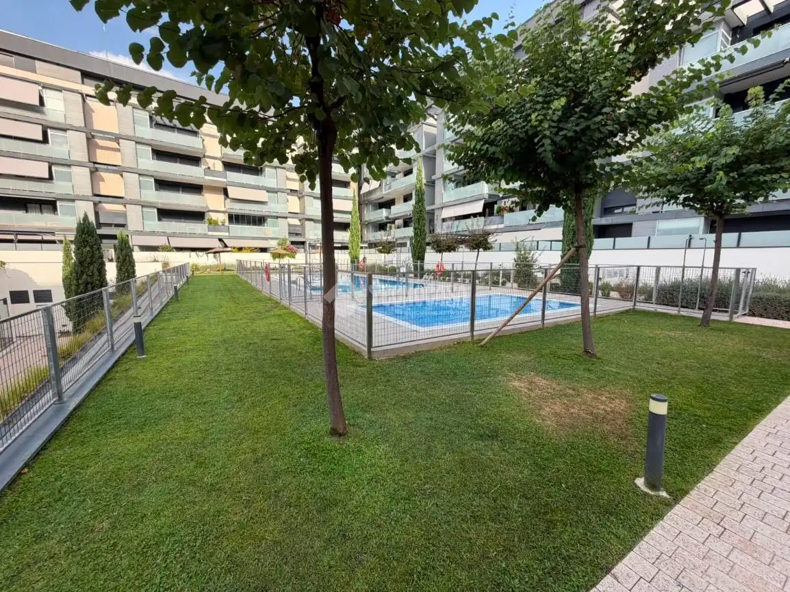 Piscina de Pis en venda en Alcalá de Henares