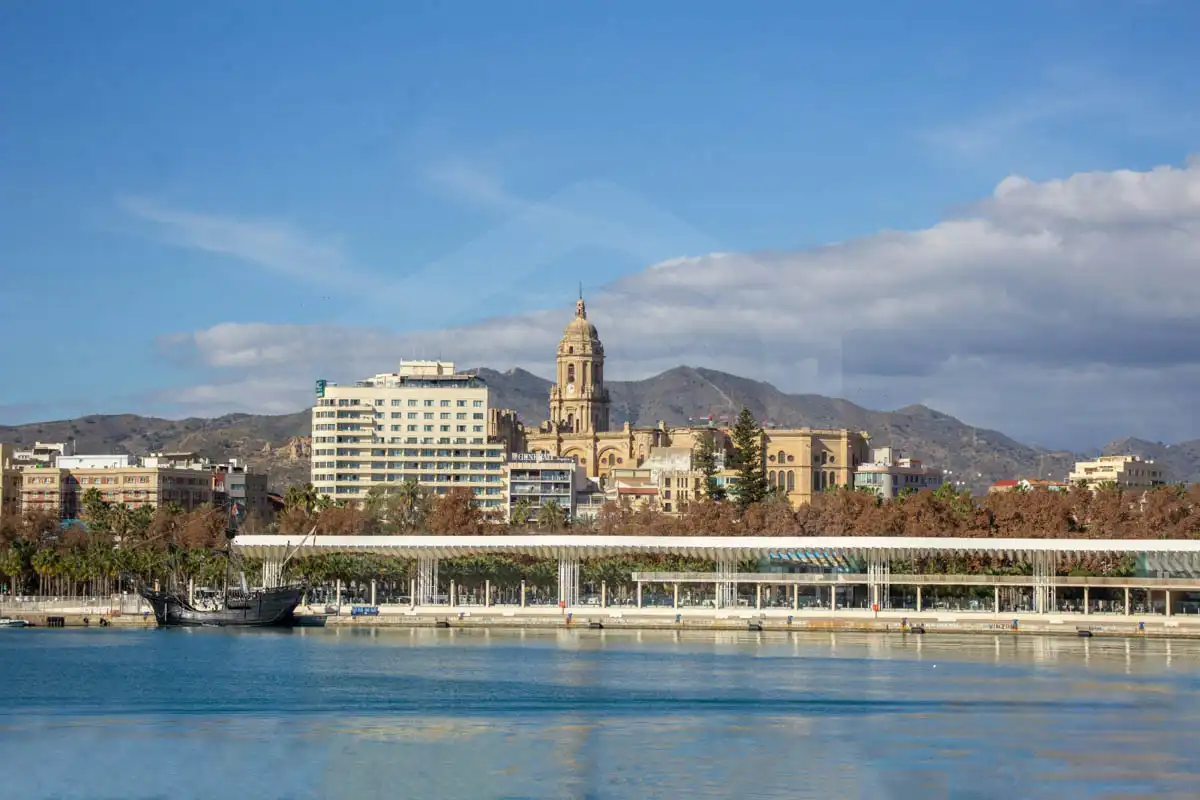 Vista exterior de Piso en venta en Málaga con Amueblado y Horno